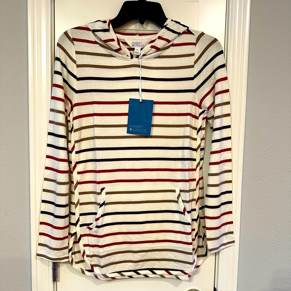 Market & Spruce Hooded Top